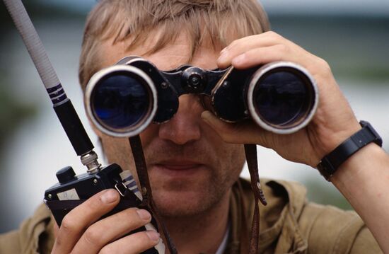 Expedition members searching for Abominable Snowman