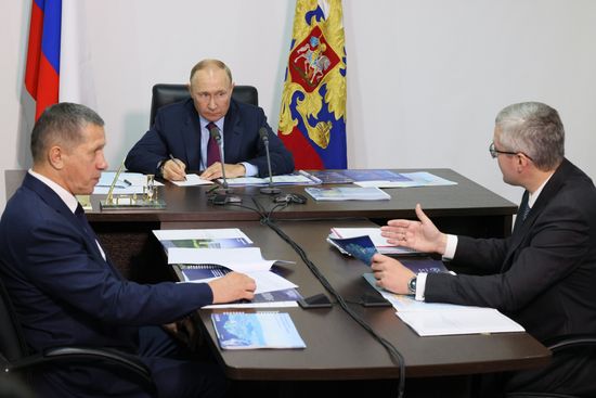 Russia Putin Far Eastern Federal District