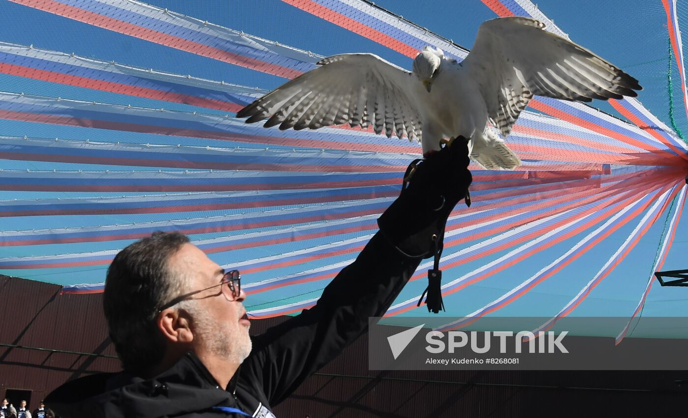 Russia Falcon Centre