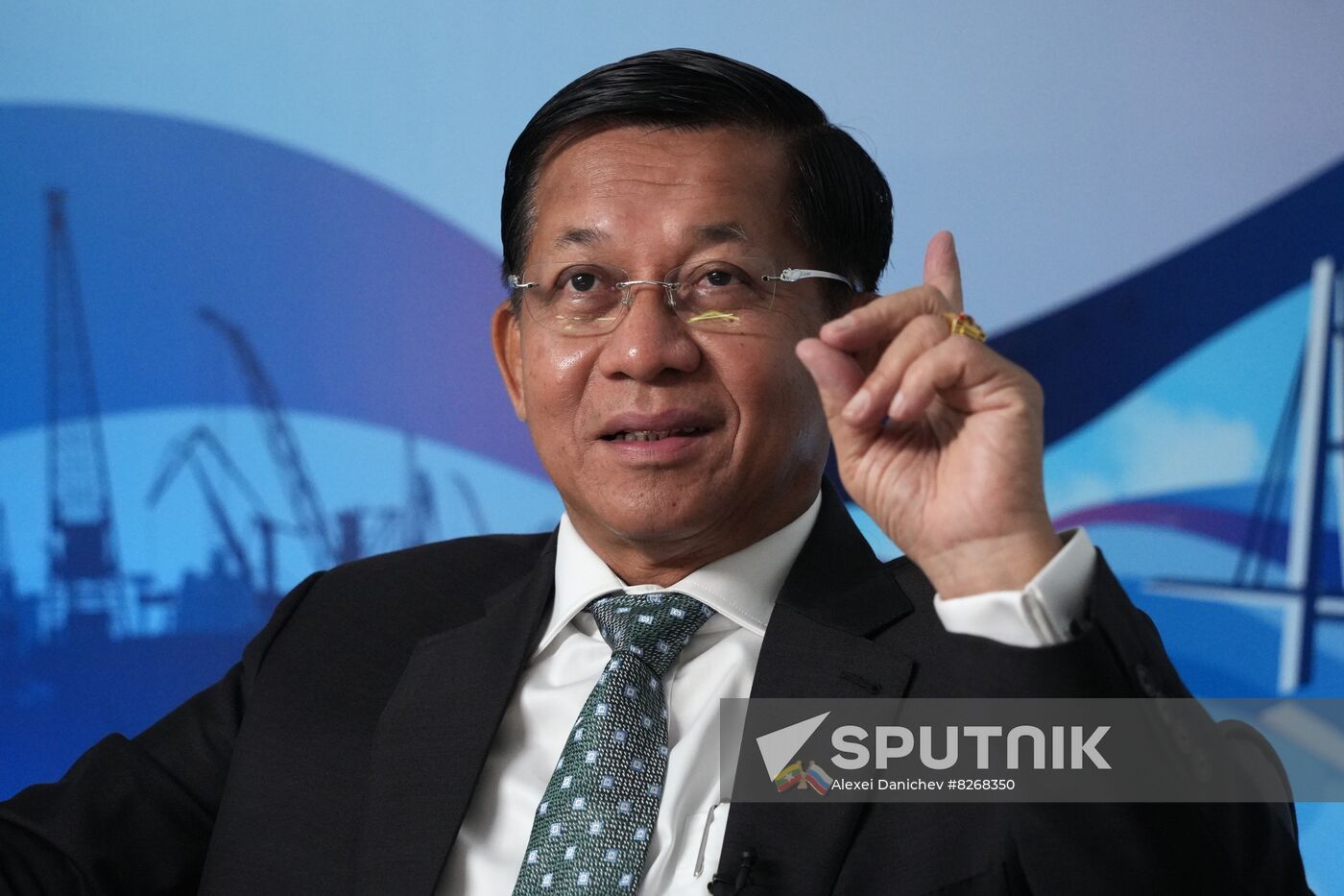 Russia EEF Sidelines