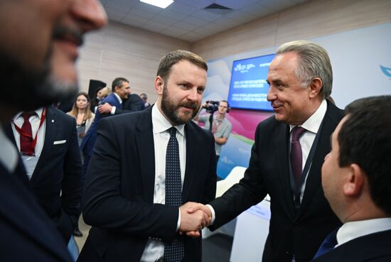 Russia EEF Sessions