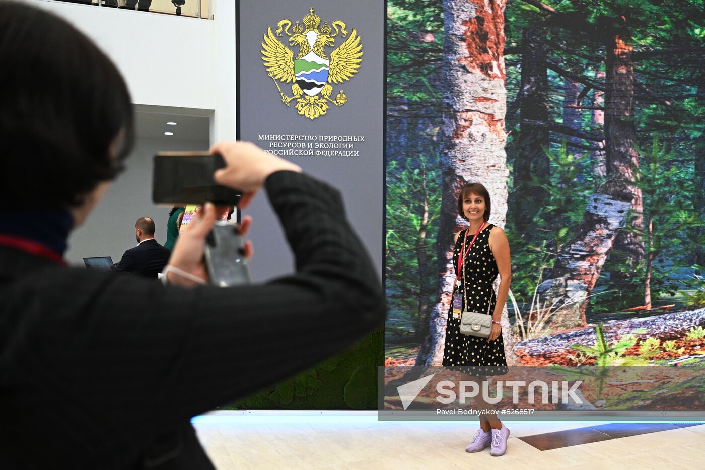 Russia EEF Sidelines