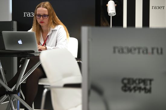 Russia EEF Sidelines