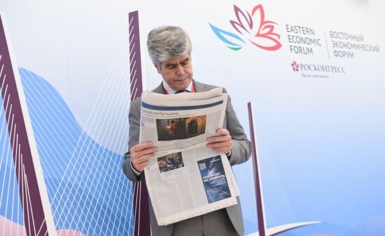 Russia EEF Sidelines