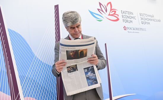 Russia EEF Sidelines