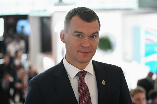 Russia EEF Sidelines