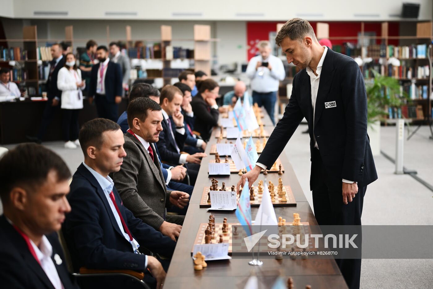Russia EEF Sidelines