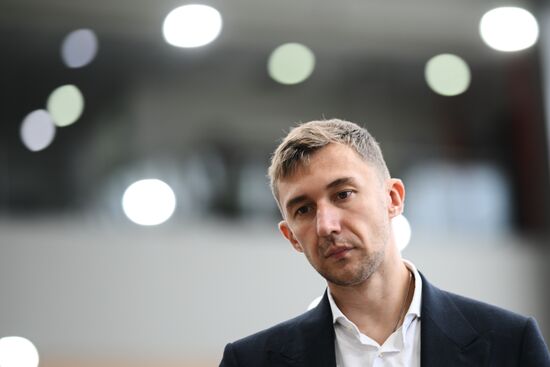 Russia EEF Sidelines