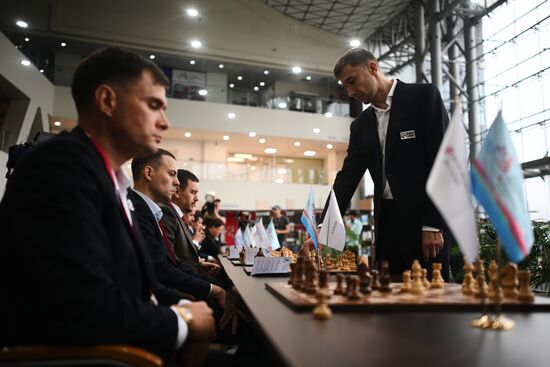 Russia EEF Sidelines