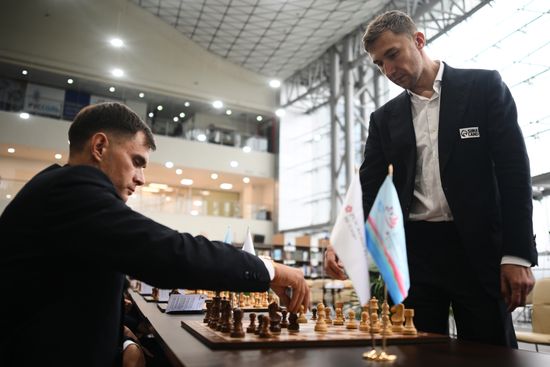 Russia EEF Sidelines