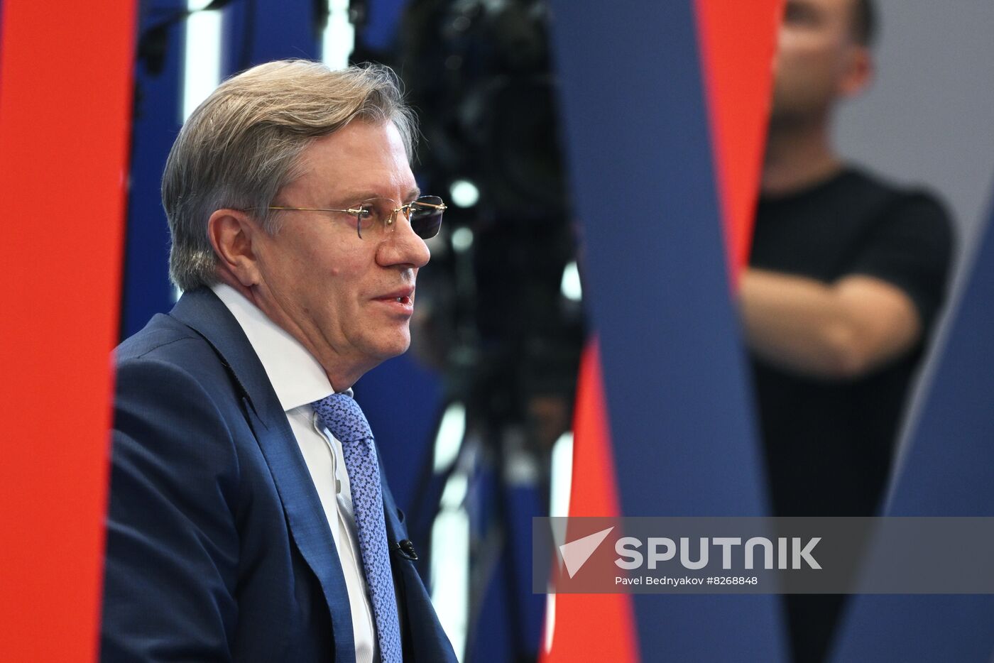 Russia EEF Sidelines