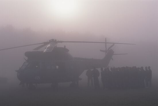 Russian, French airborne forces hold joint military drills in France