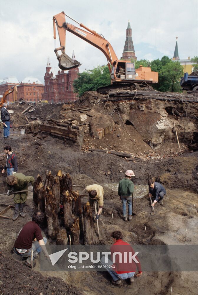 Archeological excavation works on Moscow's Manege Square