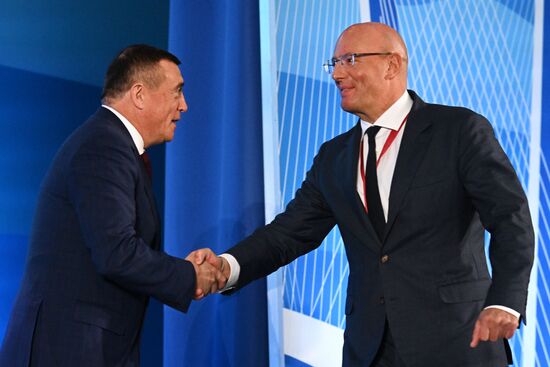 Russia EEF Sessions