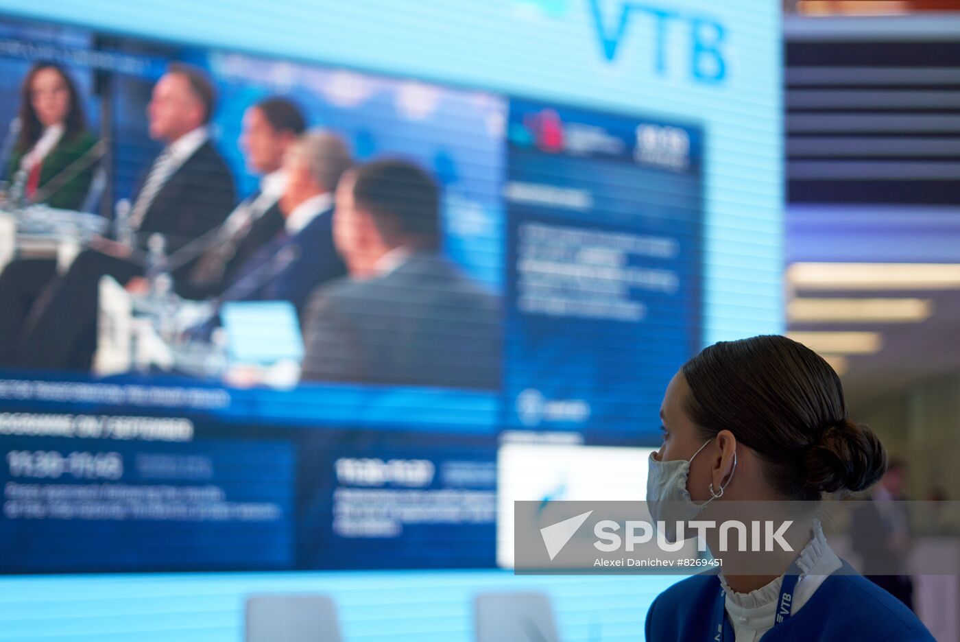 Russia EEF Sidelines