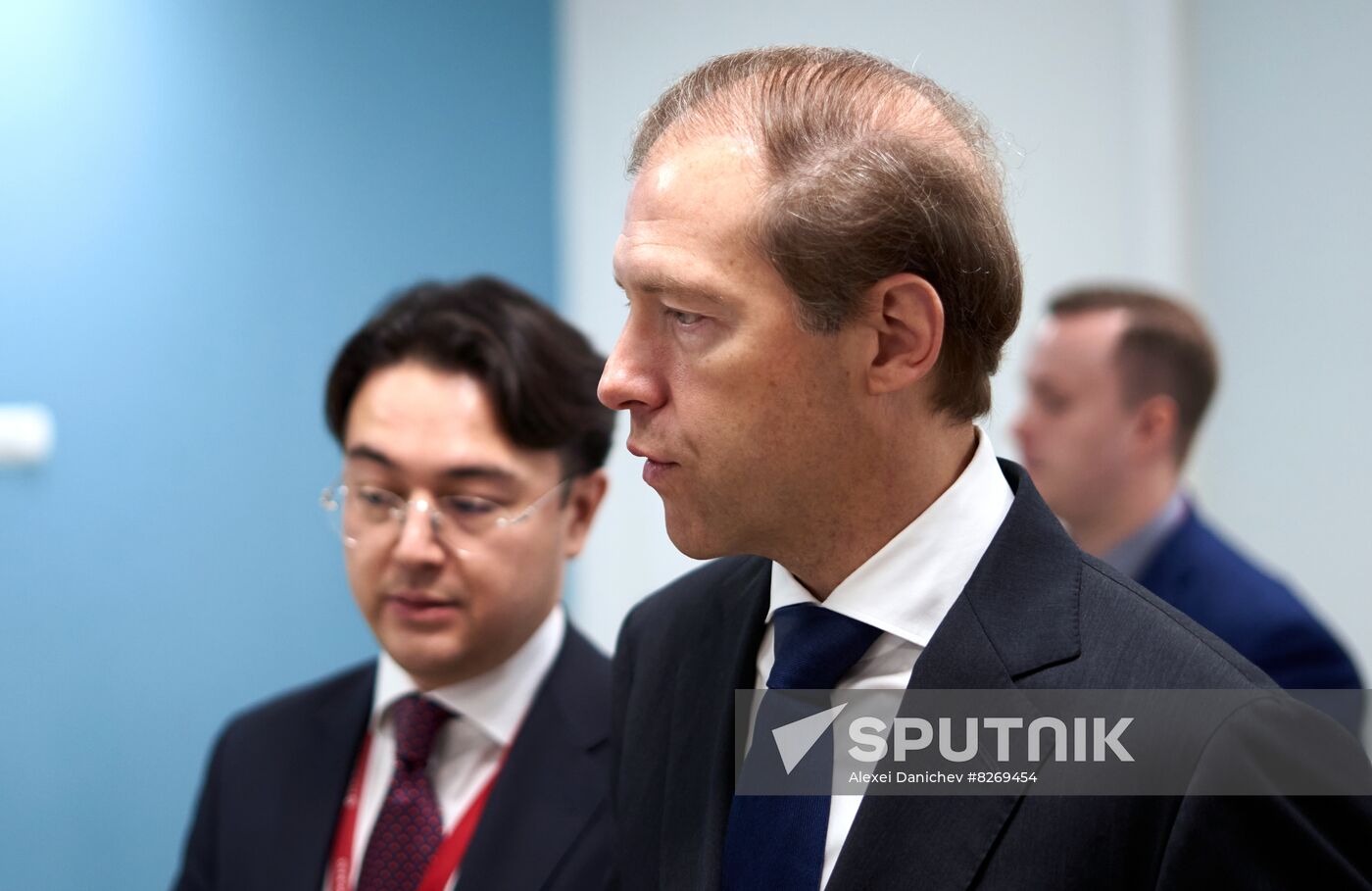 Russia EEF Sidelines