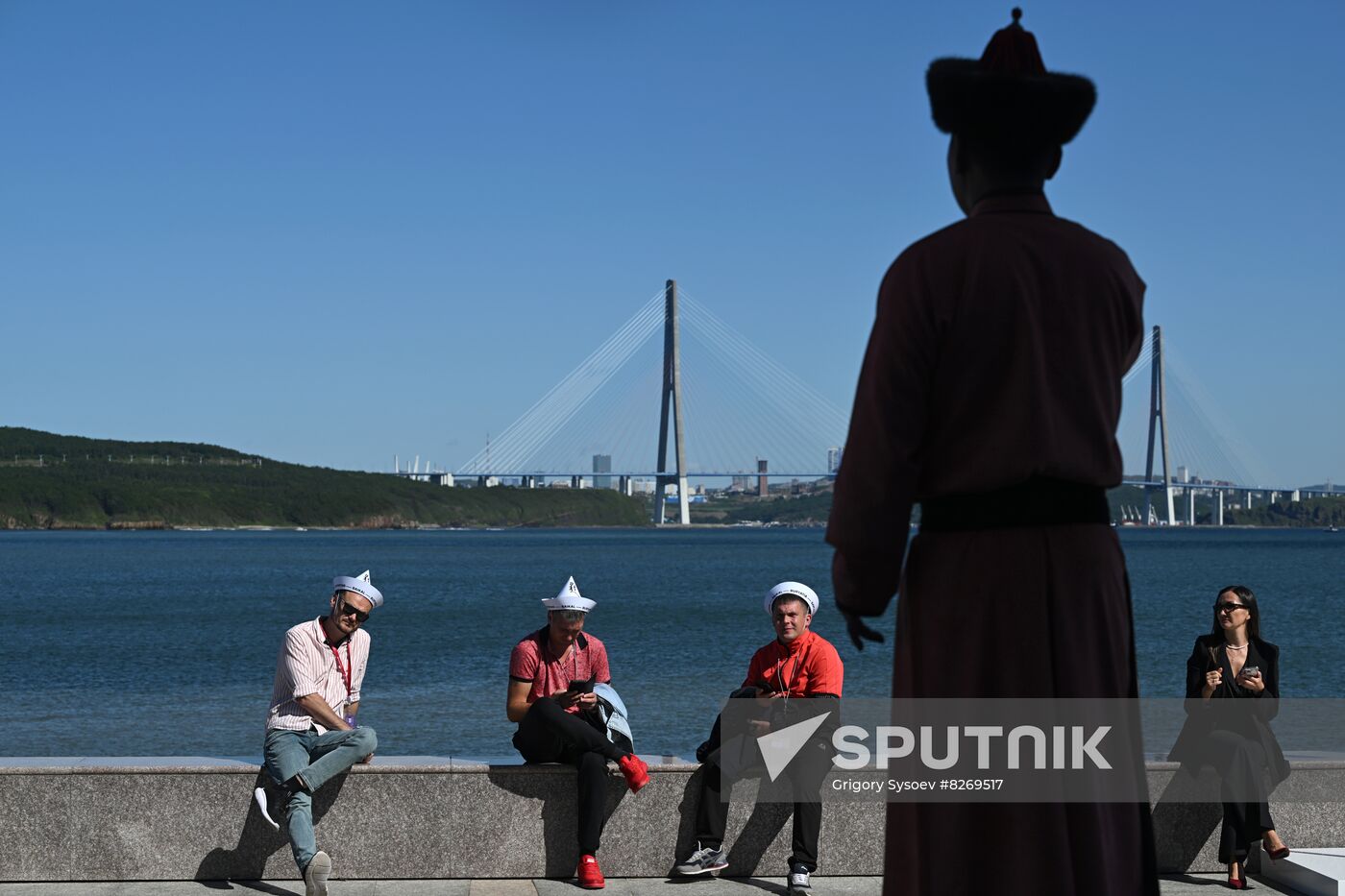 Russia EEF Sidelines