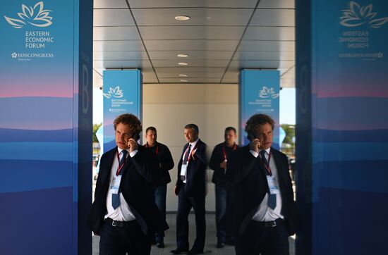 Russia EEF Sidelines