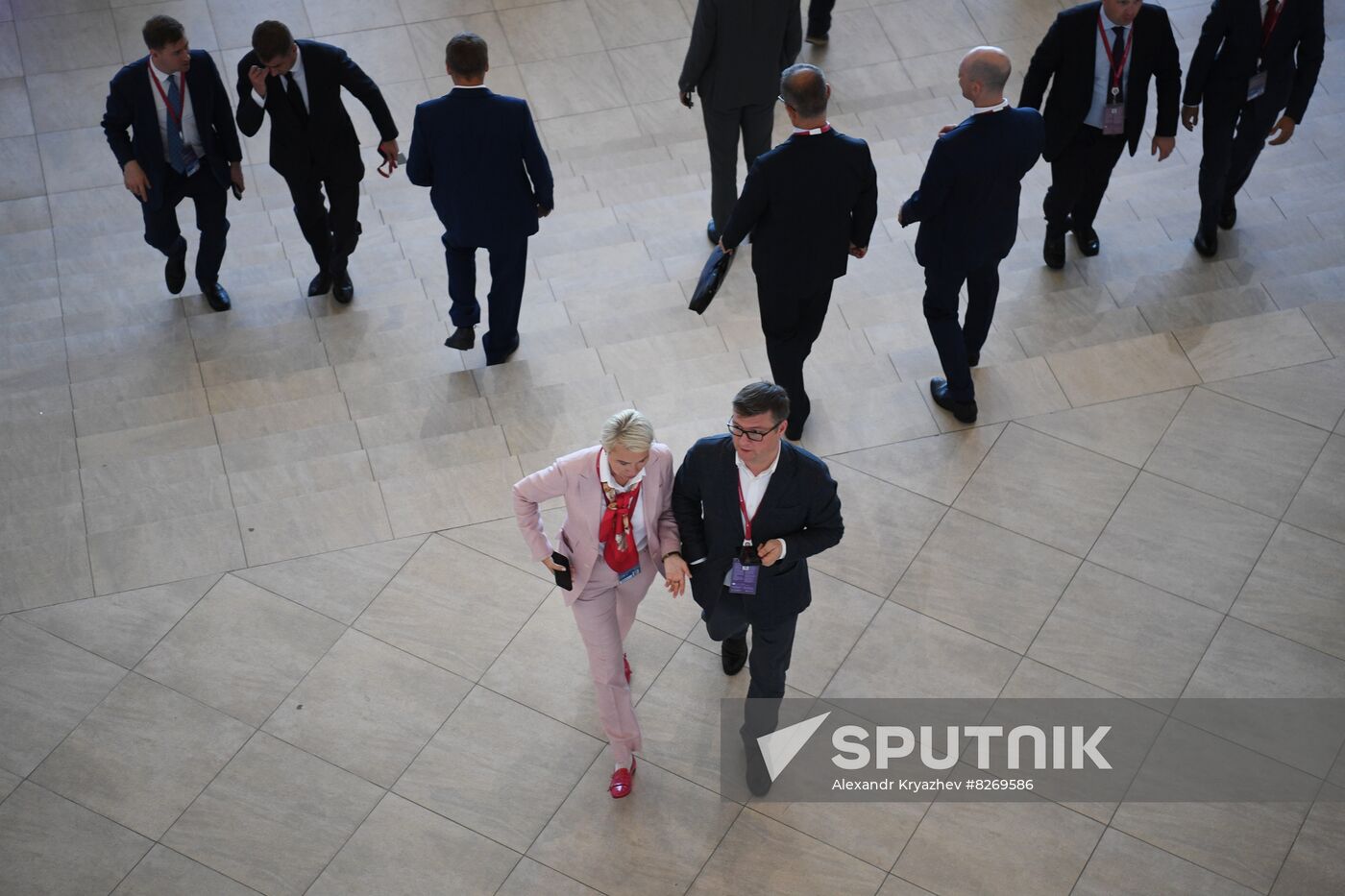 Russia EEF Sidelines