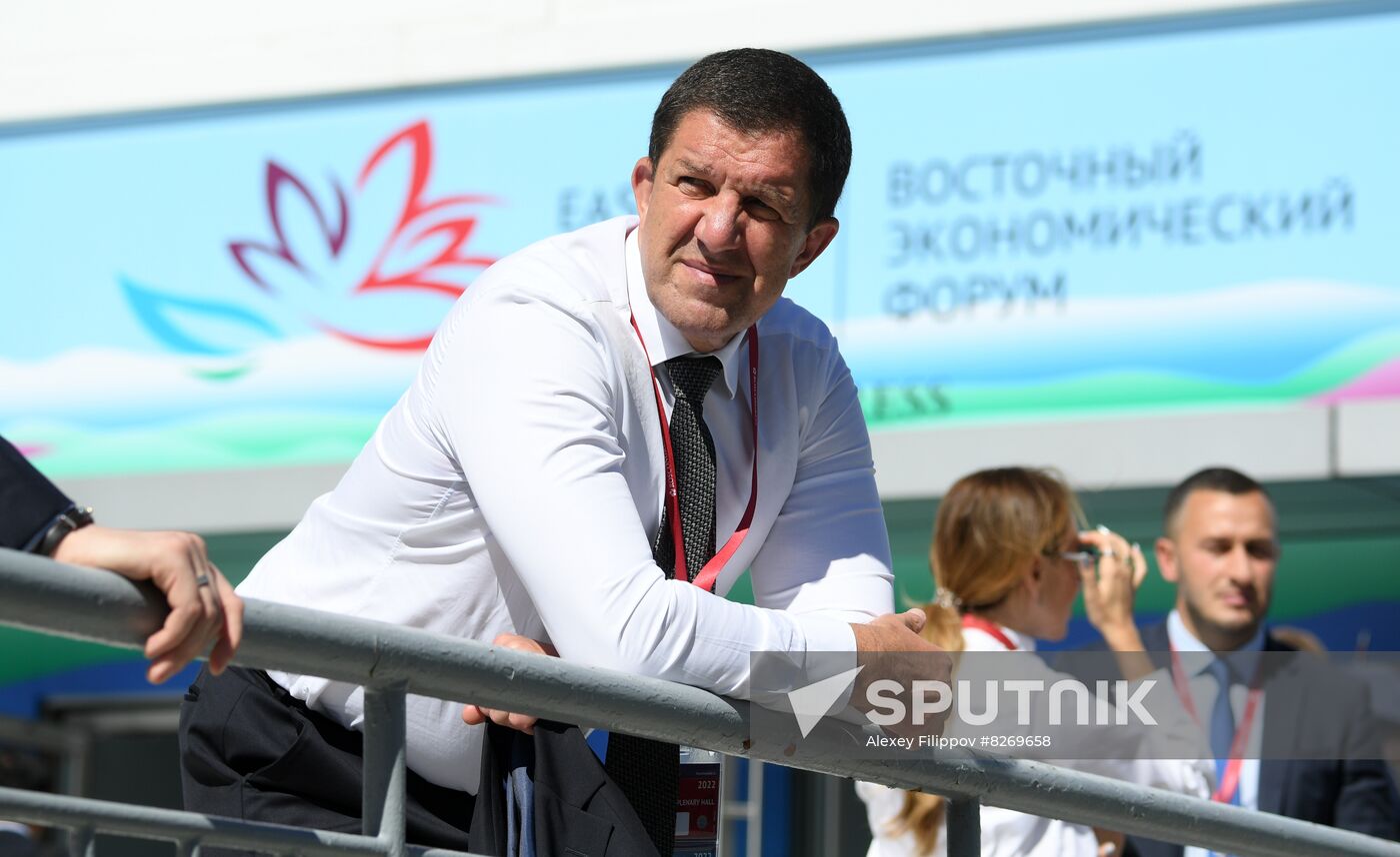 Russia EEF Sidelines