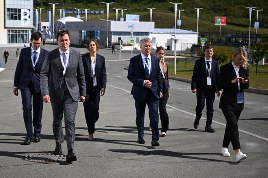 Russia EEF Sidelines