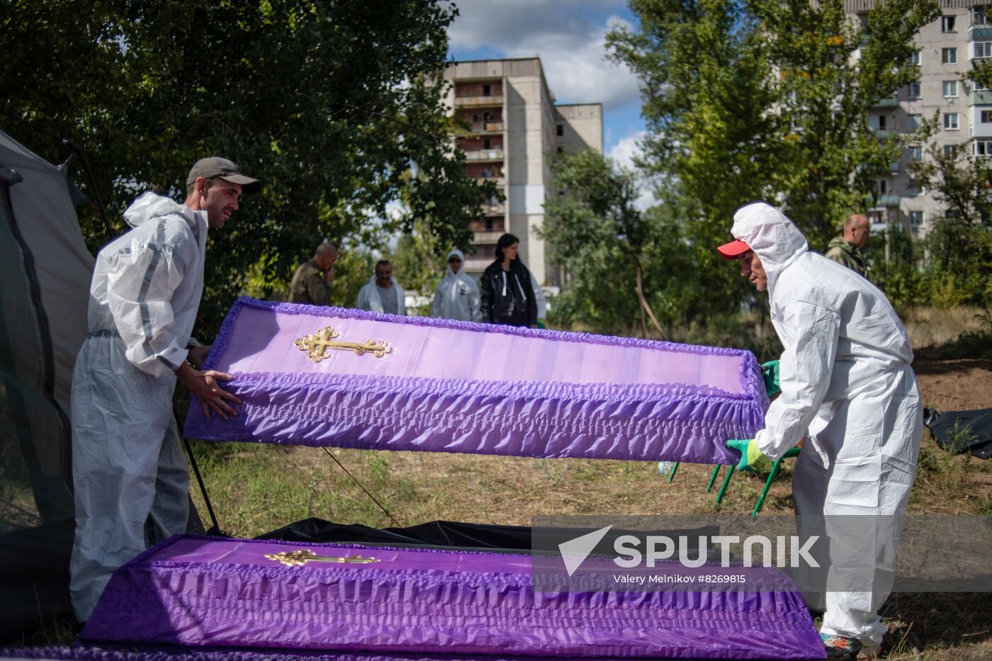 LPR Russia Ukraine Military Operation Reburial