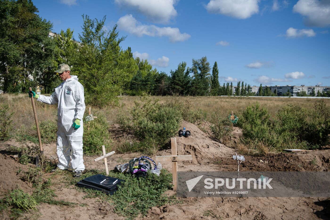 LPR Russia Ukraine Military Operation Reburial