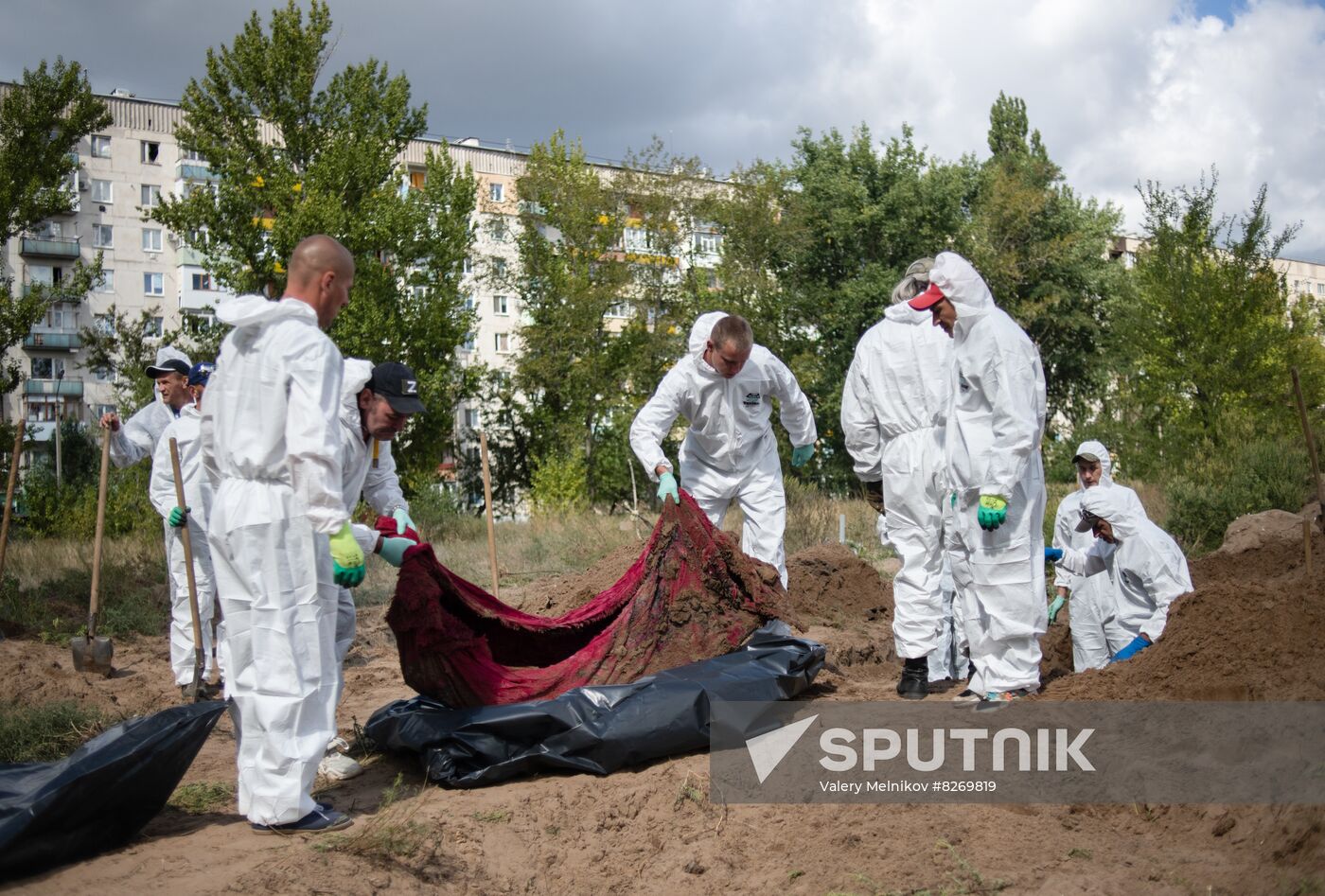 LPR Russia Ukraine Military Operation Reburial