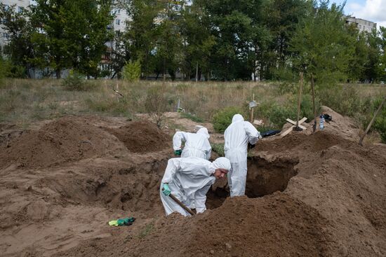 LPR Russia Ukraine Military Operation Reburial