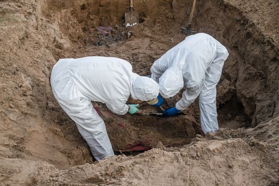 LPR Russia Ukraine Military Operation Reburial