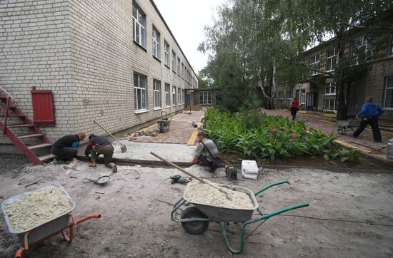 Ukraine Russia Military Operation Kindergarten Repair