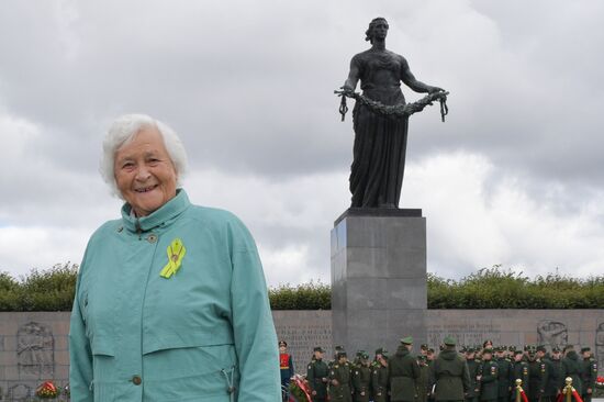 Russia WWII Leningrad Siege Memorial Day