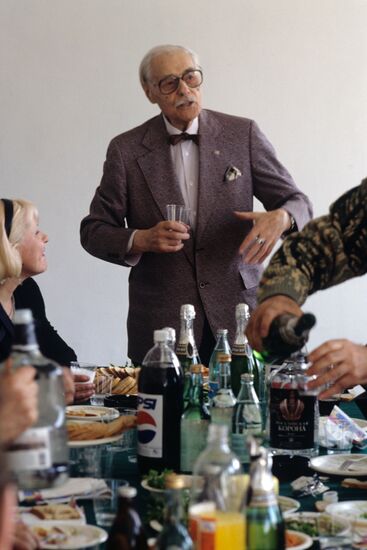 Artist Igor Zinovyev