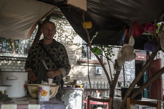 LPR Russia Ukraine Military Operation Daily Life