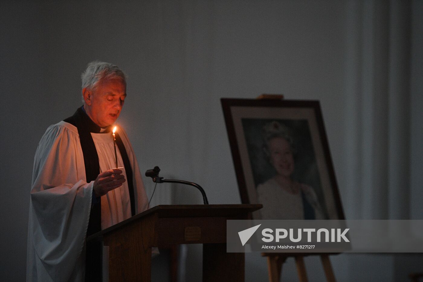 Russia Britain Queen Elizabeth II Death Prayer