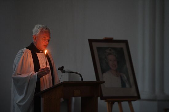 Russia Britain Queen Elizabeth II Death Prayer
