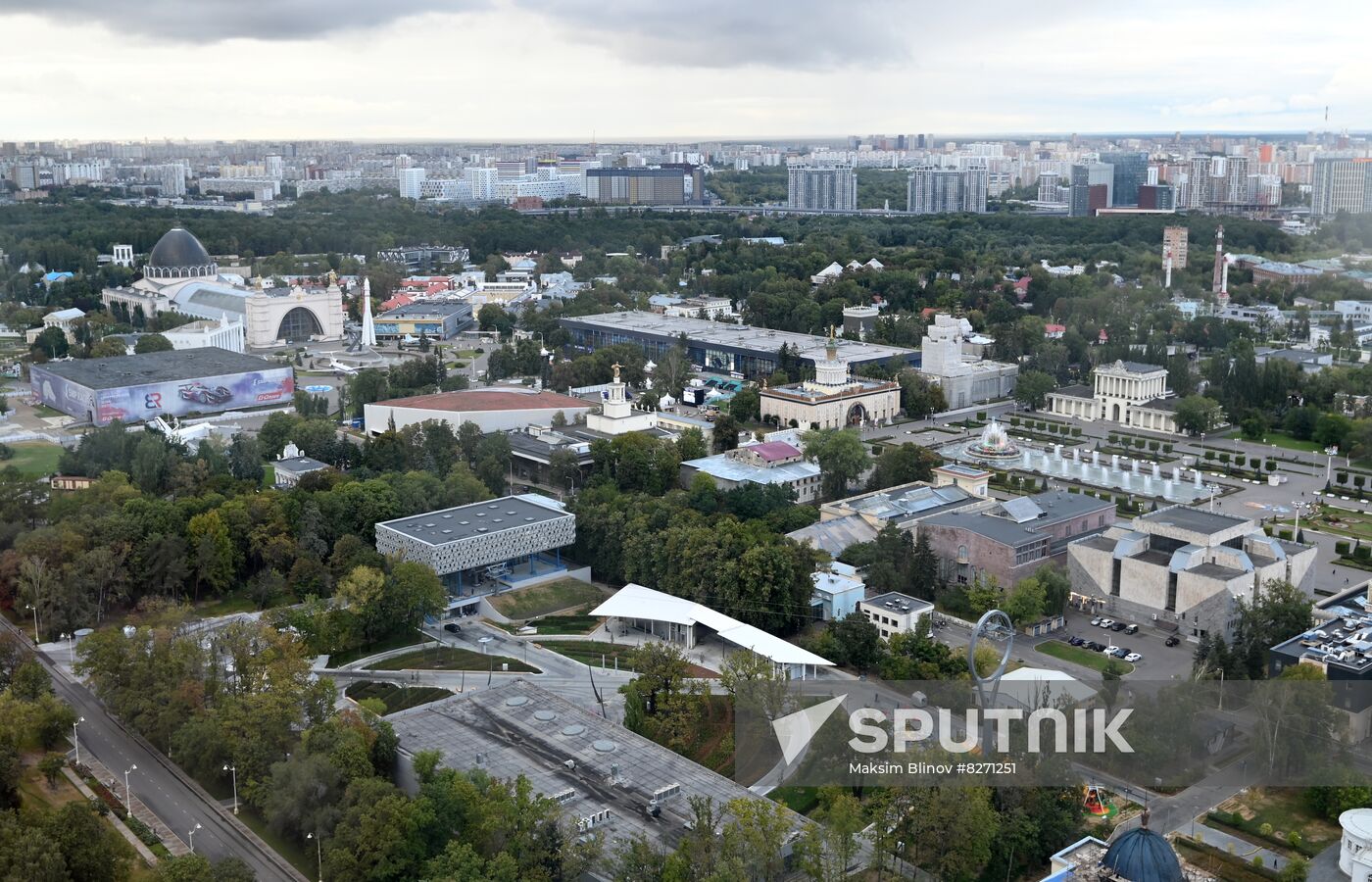 Russia Ferris Wheel Opening