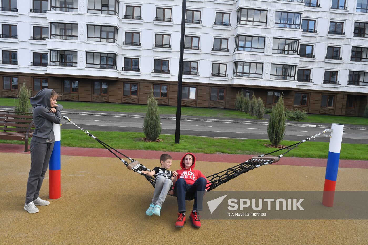 DPR Russia Ukraine Military Operation Residential Construction