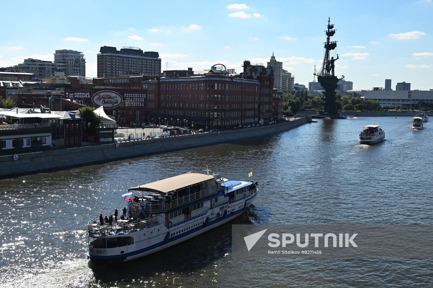 Russia Vessel Parade