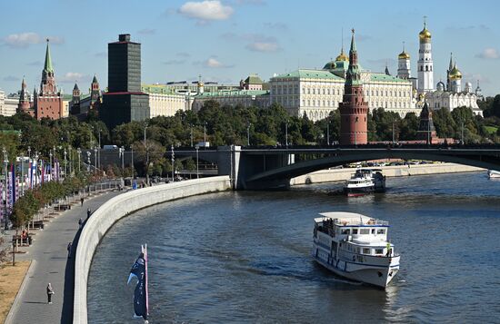 Russia Vessel Parade