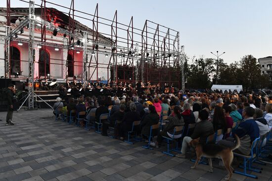 DPR WWII Liberation Anniversary