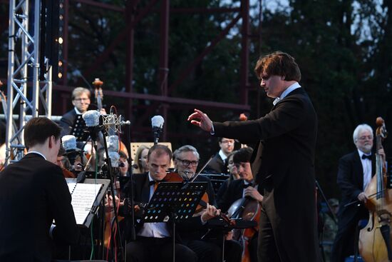 DPR WWII Liberation Anniversary