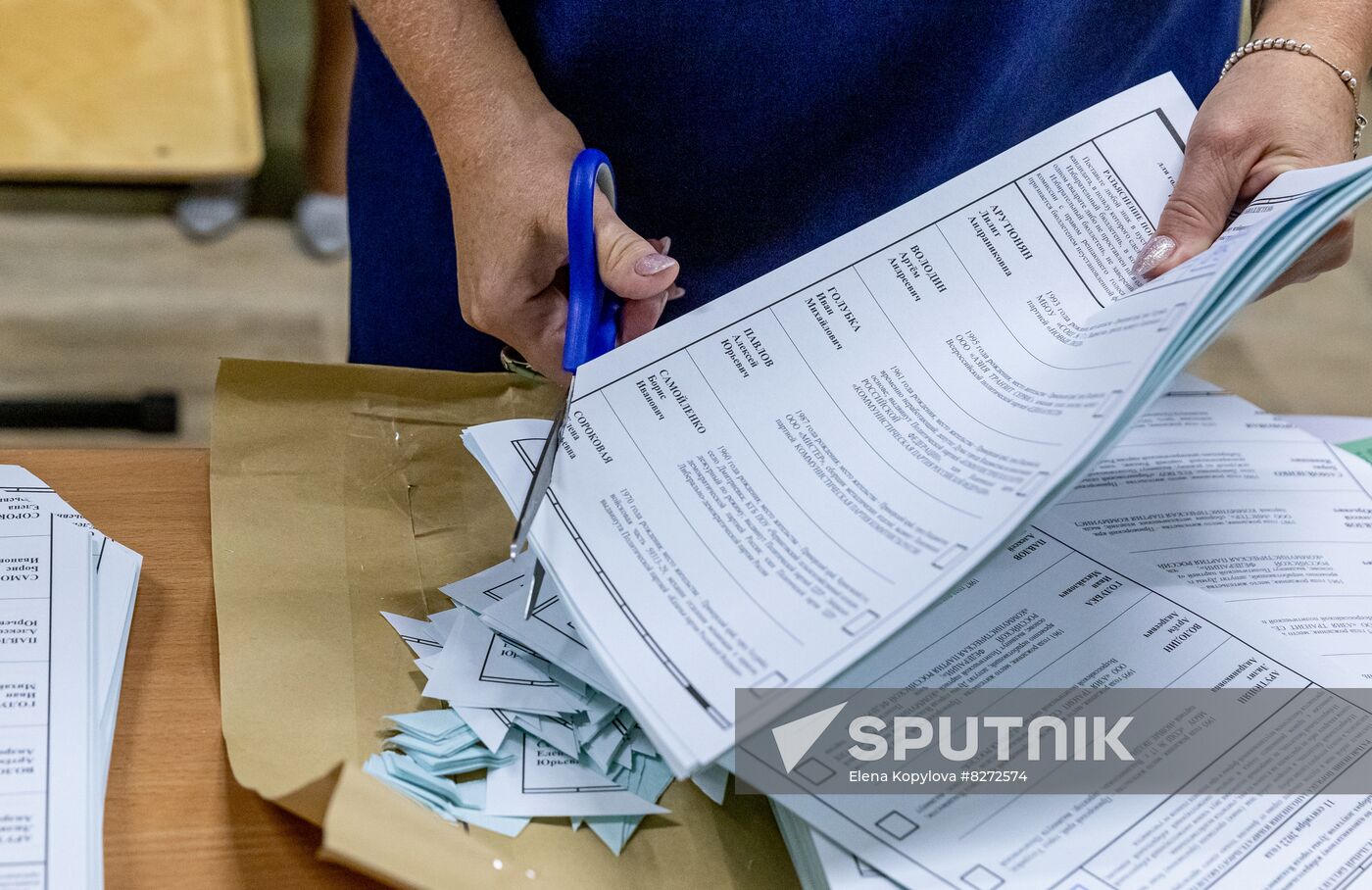 Russia Elections Single Voting Day Vote Counting