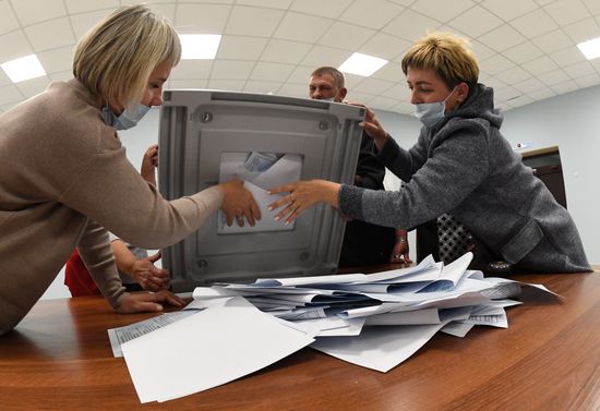 Russia Elections Single Voting Day Vote Counting
