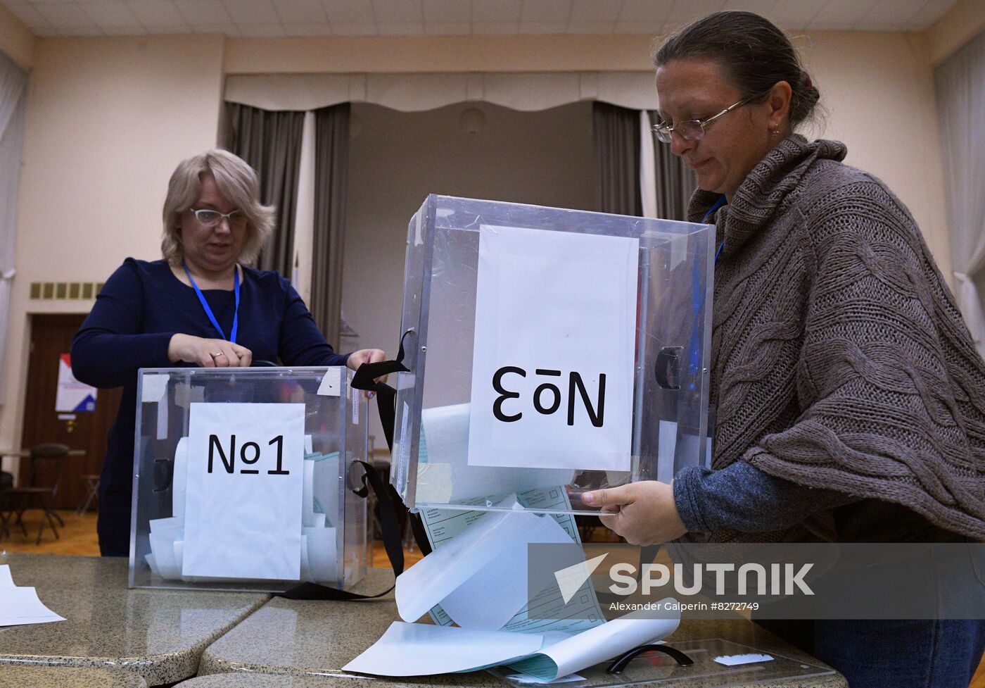 Russia Elections Single Voting Day Vote Counting