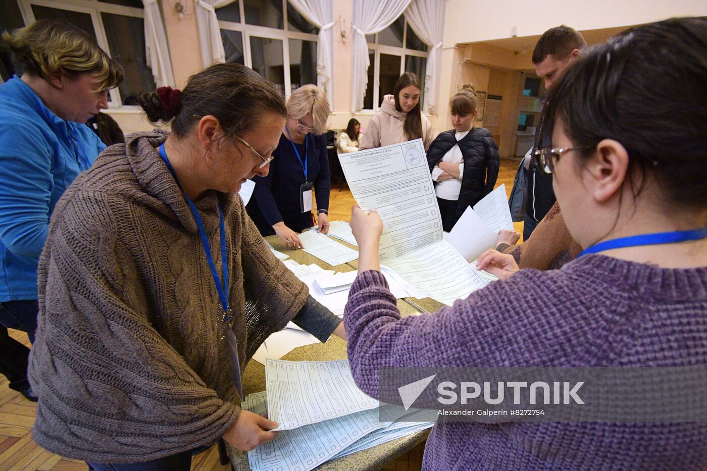 Russia Elections Single Voting Day Vote Counting