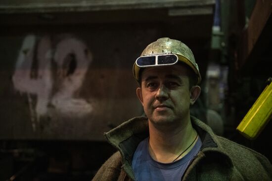 LPR Russia Ukraine Military Operation Metallurgical Plant