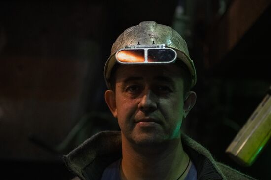 LPR Russia Ukraine Military Operation Metallurgical Plant