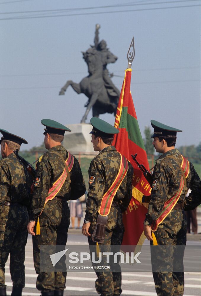 Military parade in Tiraspol