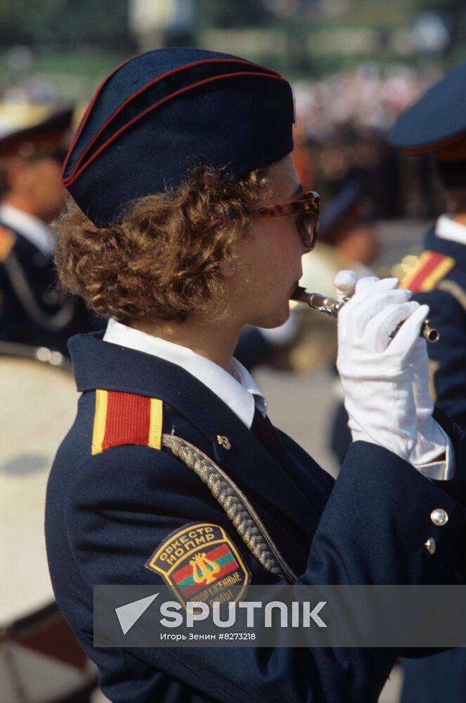 Military parade in Tiraspol